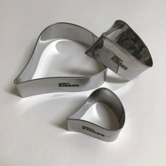 Hershey’s Kisses Cookie Cutter 3-PC NESTING SET Hershey's Brand Teardrop Crafts - Picture 5 of 10